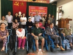Trao tặng 488 chiếc xe lăn cho người khuyết tật có hoàn cảnh khó khăn