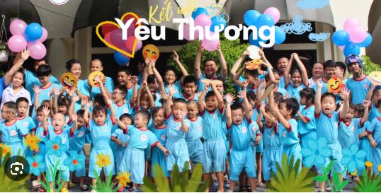 Cac em nho giua trang